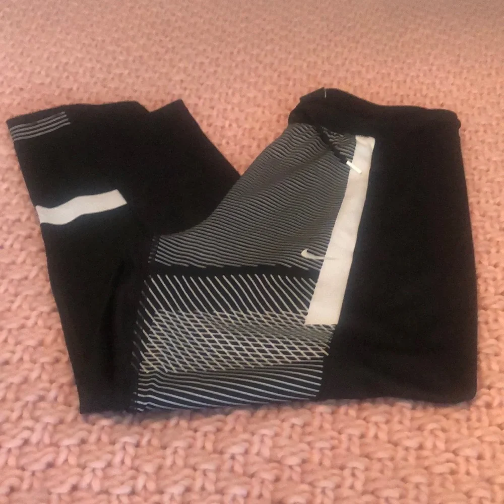 Nike pro joggers